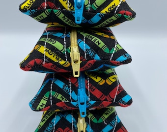 Crayon Teacher Christmas Gift/Tissue Pouch/Zippered Tissue Holder/Toiletry Bag/Travel Tissue Case/Tissue Pouch/Pocket Size Tissue Holder
