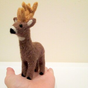 Needle Felted Deer, Miniature Deer, Wool Deer Sculpture, Deer Ornament