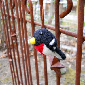 Rose Breasted Grosbeak Ornament, Christmas Bird Ornament, Needle Felted Ornament