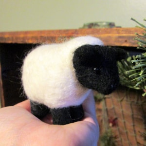 Felted Sheep - Needle Felted Animal - Sheep Miniature
