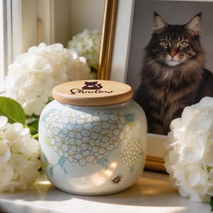 Healing Pet Memorial Urn, 3D Relief Hydrangea Gilded Edges Pottery Keepsake Jar, Custom Small Cat Dog Ash Fur Container, Rainbow Bridge Gift