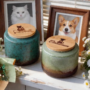 Custom Pet Urn Ceramic, Antique Dog Ashes Jar, Handmade Cat Memorial, Small Animal Cremation Box, Unique Pottery Keepsake, Healing Loss Gift