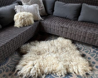 Handmade Felted Wool Fleece Rug Throw Natural Sheepskin Style Home Accent Decor