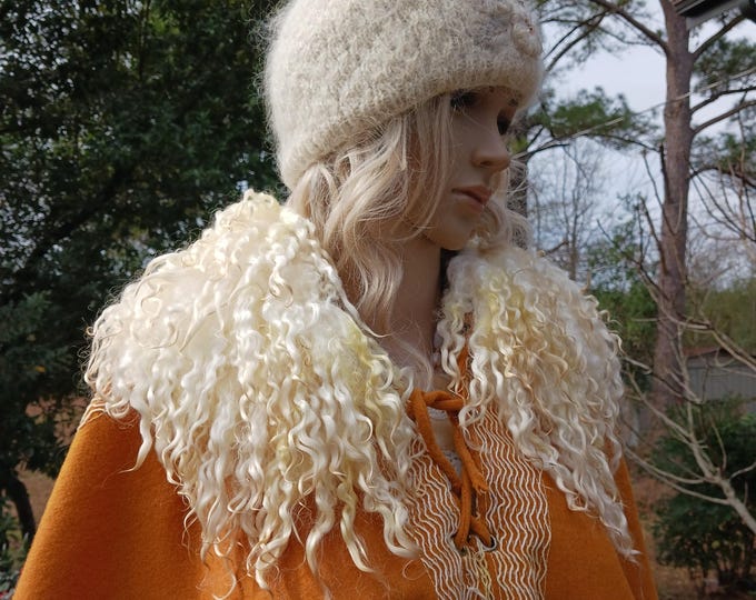 Featured listing image: Curly wool collar neck wrap felted fleece Musette