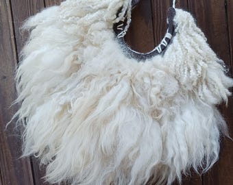 wall hangings & wreaths