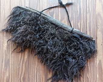 wall hangings & wreaths