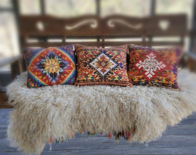 Featured listing image: Hand made Felted sheep wool fleece throw or rug Milky Way