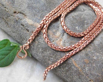 Collar Figaro de cobre puro: unisex, ajustable, acabado liso, beneficios para la salud.