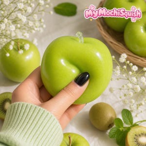 Giocattolo antistress a forma di mela verde | Giocattolo sensoriale kawaii per alleviare lo stress | Frutto ASMR a lenta risalita | Simpatico regalo estetico per la scrivania
