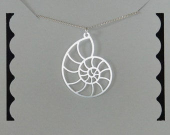 Silverly Collana Con Ciondolo Conchiglia Nautilus - Argento 925, Catena 46 Cm, In Confezione Regalo Con Panno Lucidante
