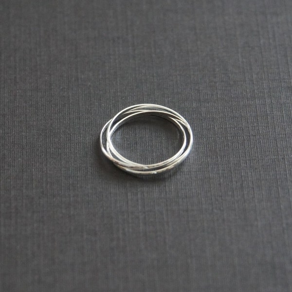 Interlocked Ring, Sterling Silver Three Ring, Skinny Rings, Birthday Gift, Mother's Gift