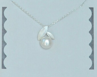 Pearl Necklace, Freshwater Pearl, Sterling Silver, Handmade Necklace, Bridesmaid Gift, Birthday Gift, Flower Girl Gift, Made in USA