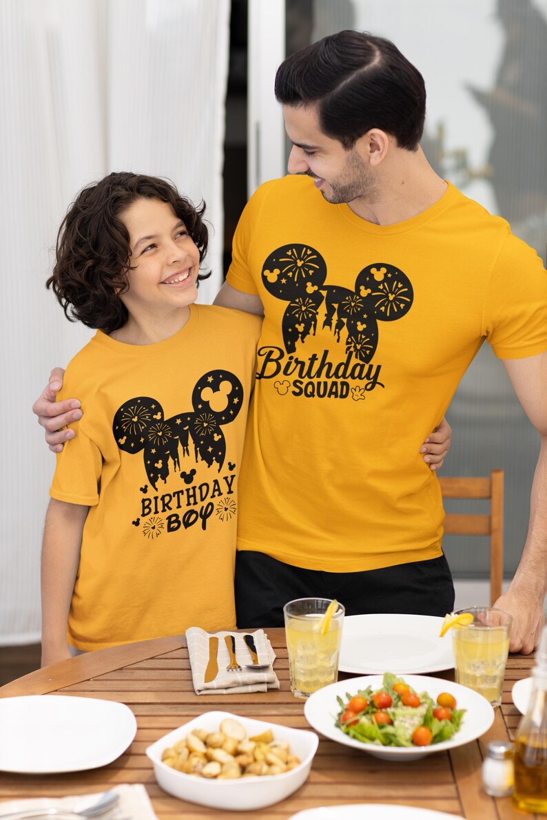 Camisetas de Disney Birthday Squad, camiseta de cumpleañera, regalo de cumpleaños de Disney, camiseta a juego de Disney, fiesta de cumpleaños, el mejor cumpleaños de la historia imagen 2