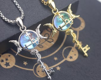 Colgante Llave de Lilith: Amuleto de plata esterlina con piedra lunar y sigilo de bruja