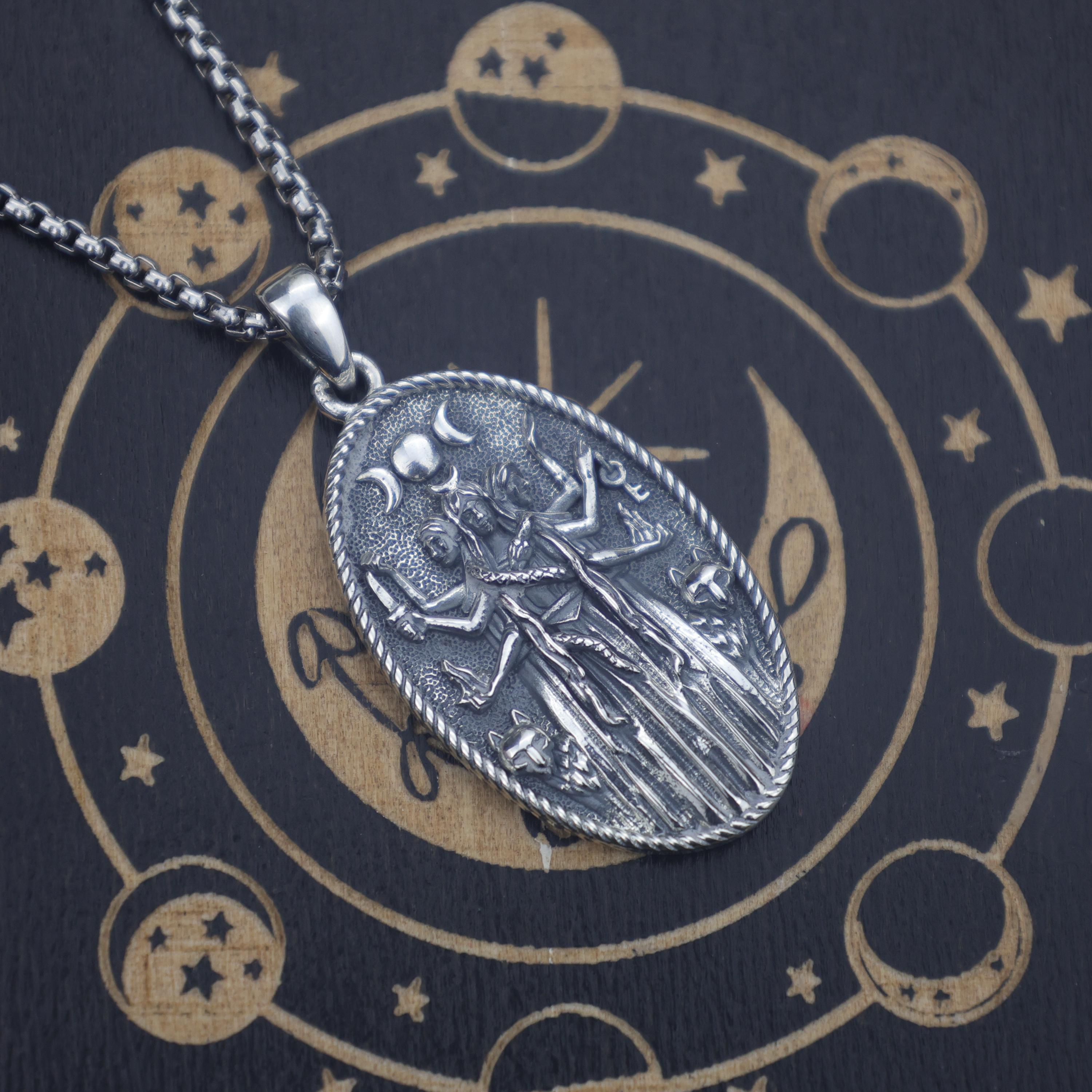 Collana con tripla dea della luna con pentacolo - Argento e oro, acciaio inossidabile senza ossidazione, pentagramma Wicca con ciondolo con protezione portafortuna - Italia