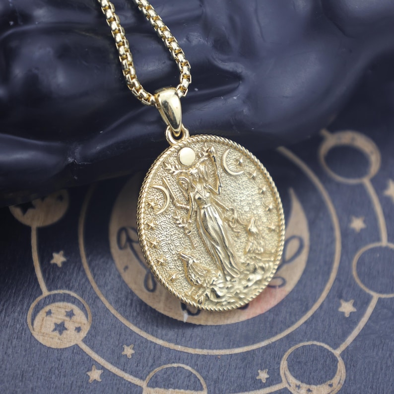 Hecate Triple Moon Goddess Necklace – 925 Sterling Silver Wiccan Amulet ...