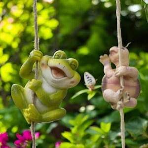 3pcs Hanging Frog Tortoise Garden Statues | Cute Resin Tree Decorations for Outdoor Yard Patio | Animal Ornament Gift for Garden Lover
