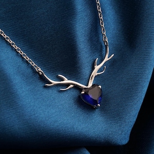 Collier saphir bleu taille coeur, collier en argent sterling cerf minimaliste plaqué or blanc 14 carats