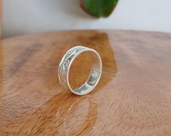 刻印入り925スターリングシルバーリング：渦巻き模様の結婚指輪 - Etsy