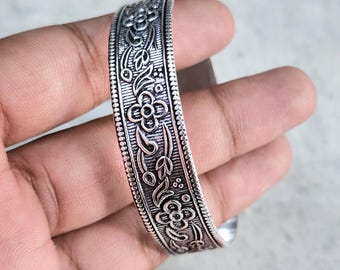925 Sterling Silver Handmade Stylish Leaf Design Kada Bangle