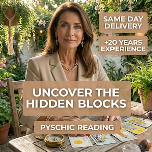 Könnte beinhalten: Eine Frau in einem beigen Blazer sitzt an einem Holztisch mit Tarotkarten, einem Kompass und einem Kristall. Der Text auf dem Bild lautet "Uncover the Hidden Blocks" und "Psychic Reading."