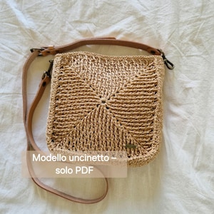 Borsa in Rafia Intrecciata Tutorial in Italiano (PDF + Video)