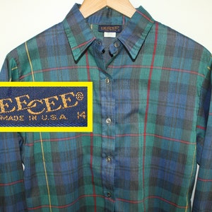Dee Cee brand vintage women&#39;s green plaid shirt size 14 collared button-down long-sleeve