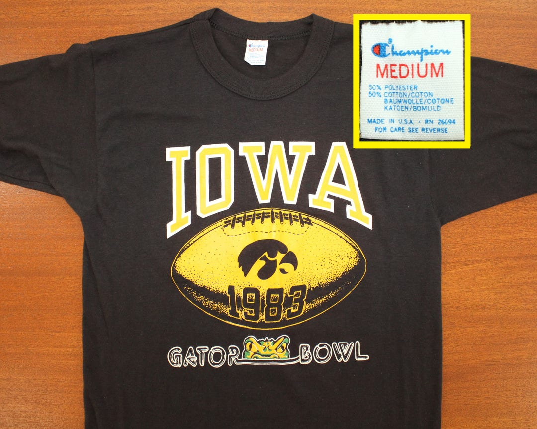Iowa Hawkeyes 1983 Gator Bowl Vintage T-shirt S Black 80s NCAA 