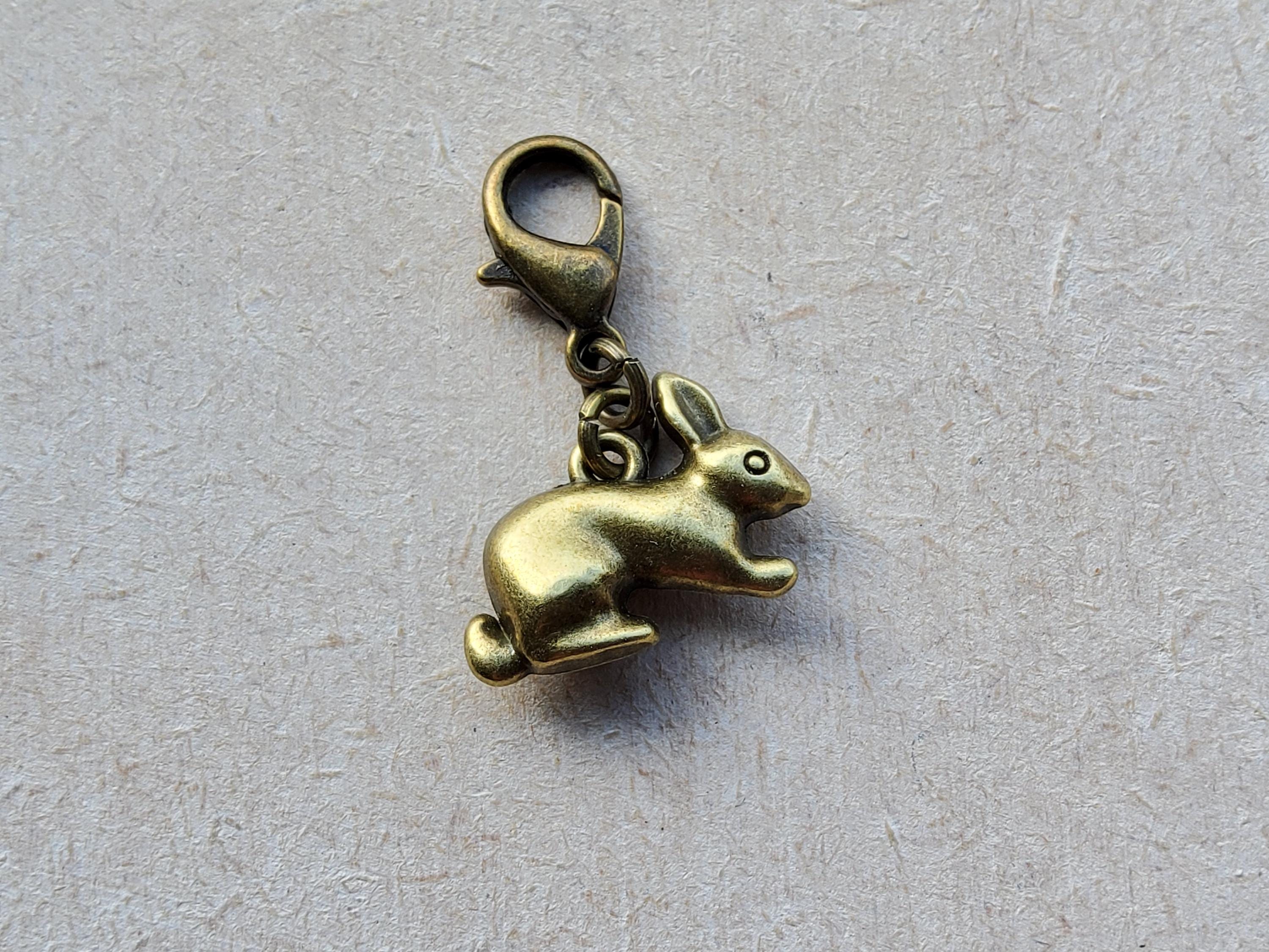 Antique Bronze Rabbit, Vintage Style, 3D, Clip on Charm With