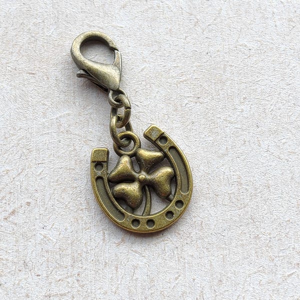 Antique Bronze Horseshoe with Clover Clip on Charm with Lobster Clasp, Stitchmarker, Zipper, Planner Charm