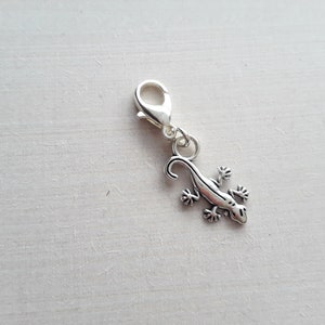 Gecko Tibetan Silver Clip on Charm with Lobster Clasp, Stitchmarker, Zipper, Planner Charm