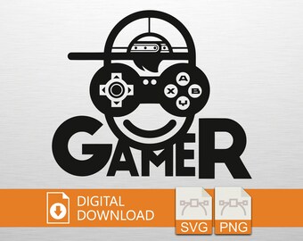 Könnte beinhalten: Schwarz-weißes Grafikdesign zum Thema Gaming. Es zeigt einen Controller, ein Fadenkreuz und das Wort "GAMER" in fetter Schrift. Enthält den Text "DIGITALER DOWNLOAD" und SVG/PNG-Dateisymbole.
