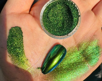 Beetle Green Multichrome Chameleon Chrome Nail Powder | Color Shift Nail Pigment for UV LED Gel Nails, Beetle Wing and Cat Eye Designs  |C10