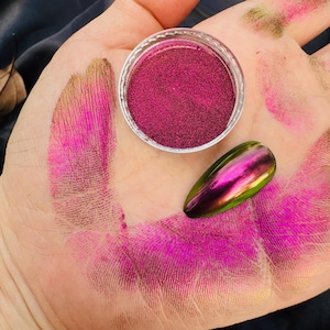 Crimson Champagne Chrome Nail Powder: Red Gold Metallic Pigment