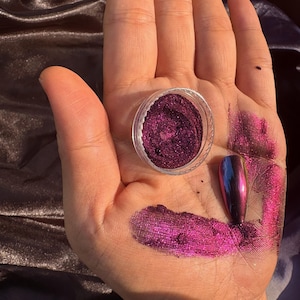 Twilight Orchid Chameleon Nail Powder: Purple Rosy Shift, Multichrome Pigment
