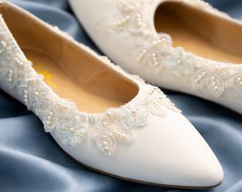 Bailarinas de encaje color marfil para novias, zapatos de boda con perlas, cómodas zapatillas de ballet.