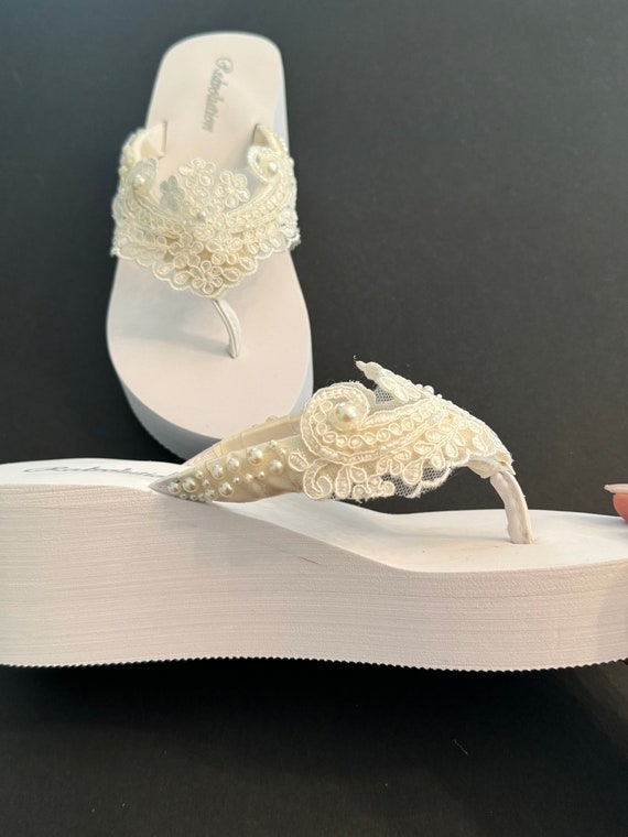 Ivory flip flops for wedding outlet