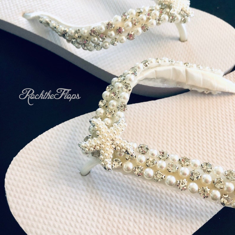 Reef Black/Glitter Flip Flops sz. 8 | Glitter flip flops, Black flip flops, Flip flops