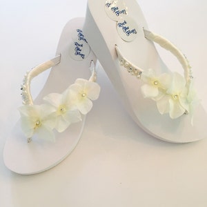 Wedged Wedding Flip Flops. Bridal Shoes. Cream/Ivory Wedding Shoes. White Sandals. Bride Platform Shoes. Destination Wedding Shoes. zdjęcie 5