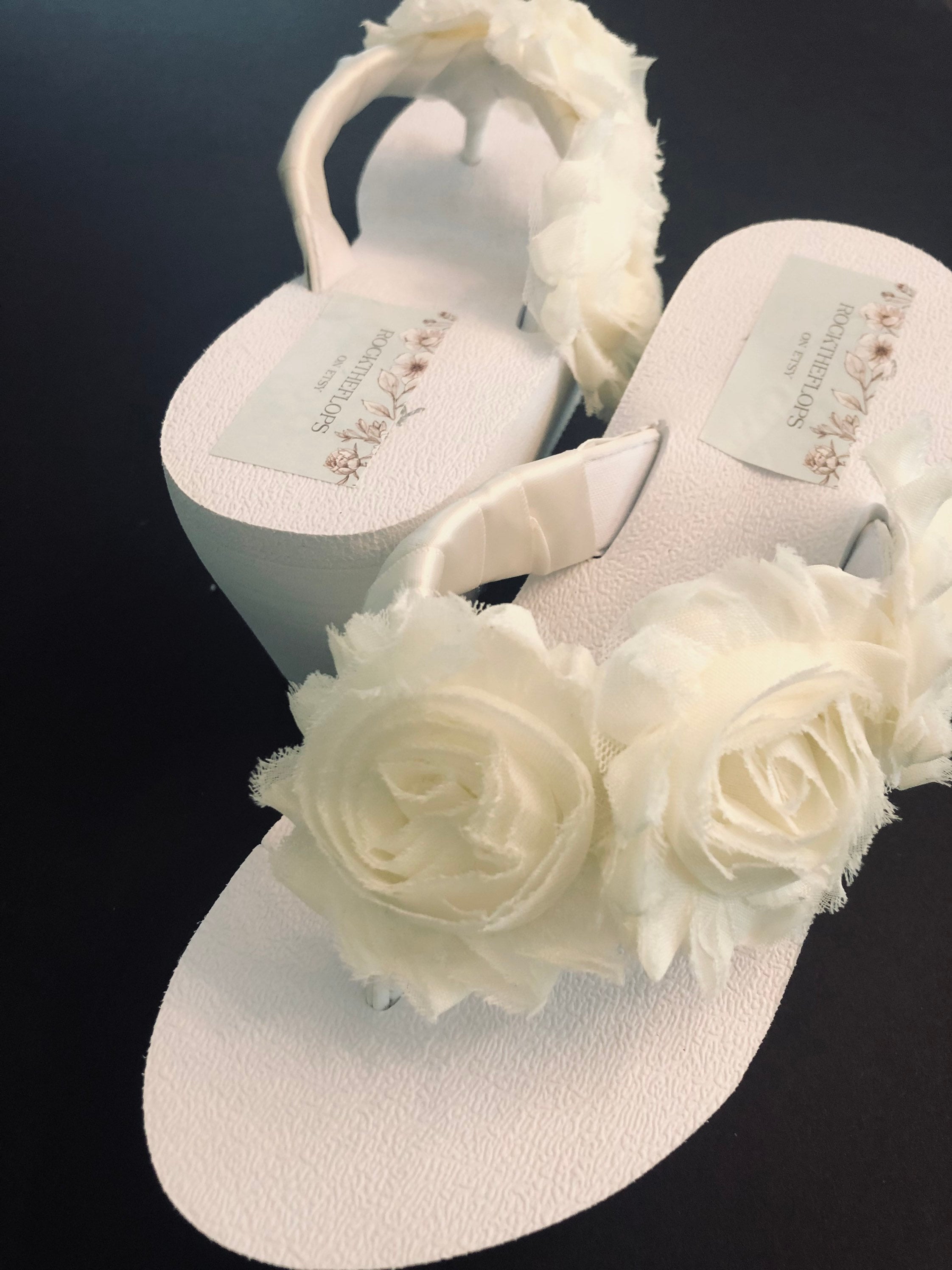 Custom Flip Flops, Bridal Flip Flops, Wedding Flip Flops, Mr Flip Flop, Mrs  Flip Flops,white Flip Flops,beach Flip Flop 