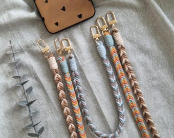 Boho Makramee Handykette geflochten in 17 Farben personalisierbar | Handy Anhänger, Handyband, iPhone, Android, Smartphone, Crossbody