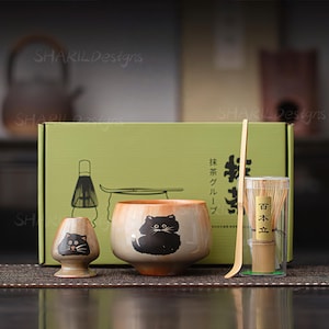 Hand-Painted Cat Matcha Bowl Set: Ceramic Tea Ceremony Gift