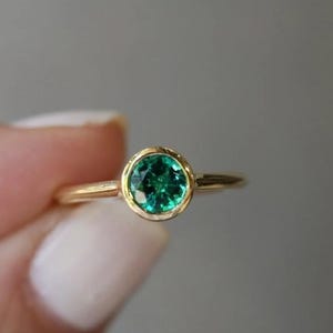 1 CT Green Round Cut Moissanite Ring 14k Solid Yellow Gold Solitaire Ring Engagement Ring Proposal Ring For Her Statement Ring Bezel Set