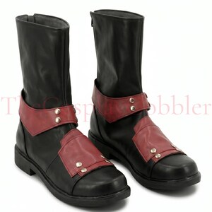 Custom red and black leather Deadpool cosplay boots, handmade for Halloween costumes, Comic Con, LARP events, and superhero convention cosplay. Iconic tactical anti-hero silhouette built to your exact measurements — foot length, width, instep, and heel circumference. All sizes available including wide and extra-large. Crafted by expert artisans. Free worldwide tariff-free shipping.