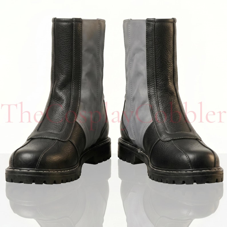 Custom black leather Mandalorian cosplay boots handmade for Halloween costumes, Comic Con, LARP events, and sci-fi convention cosplay. Rugged armored bounty hunter silhouette built to your exact measurements — foot length, width, instep and heel circumference. All sizes available including wide and extra-large. Crafted by expert artisans. Free worldwide tariff-free shipping.