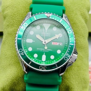 Vintage Seiko Diver Automatic Watch: Refurbished Green Dial, 7S26 Movement