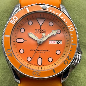Vintage Seiko Orange Diver Watch: Automatic Day-Date, Refurbished 7S26