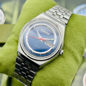 Vintage 1990 Citizen Automatic Day-Date Japanese Men's Wrist Watch Blue Dial, Handmade Repainted Dial Ref 8200