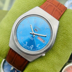 Vintage 1990 Seiko 5 Automatic Day-Date Japanese Men&#39;s Wrist Watch Ocean Blue Arabic Dial-Handmade Leather Band