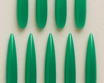 Genuine Natural Green Onyx Long Teardrop Shape High Hand Polish Calibrated Wholesale Loose Gemstone Size-5x10 To 12x50 MM All Size Available